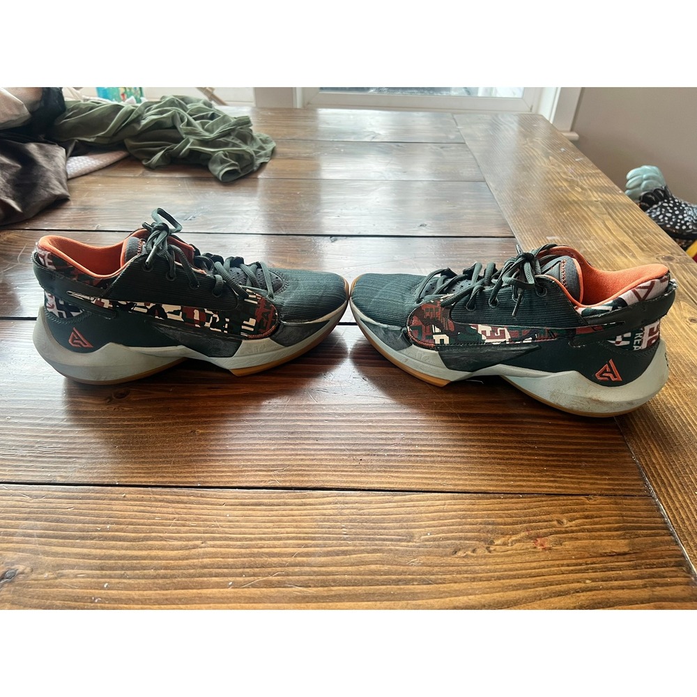 Nike Zoom Freak 2 Bamo Vintage Green Basketball Shoes DC9853-300 Mens 8.5 - Picture 3 of 6